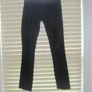 NWT TEN 25 Black Distresed Skinny Jeans Size 9/10